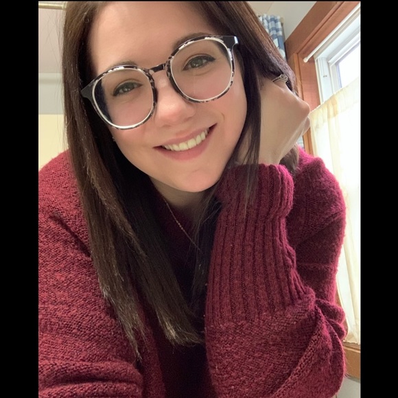 Meet your Posher, Shawna - Picture 1 of 1